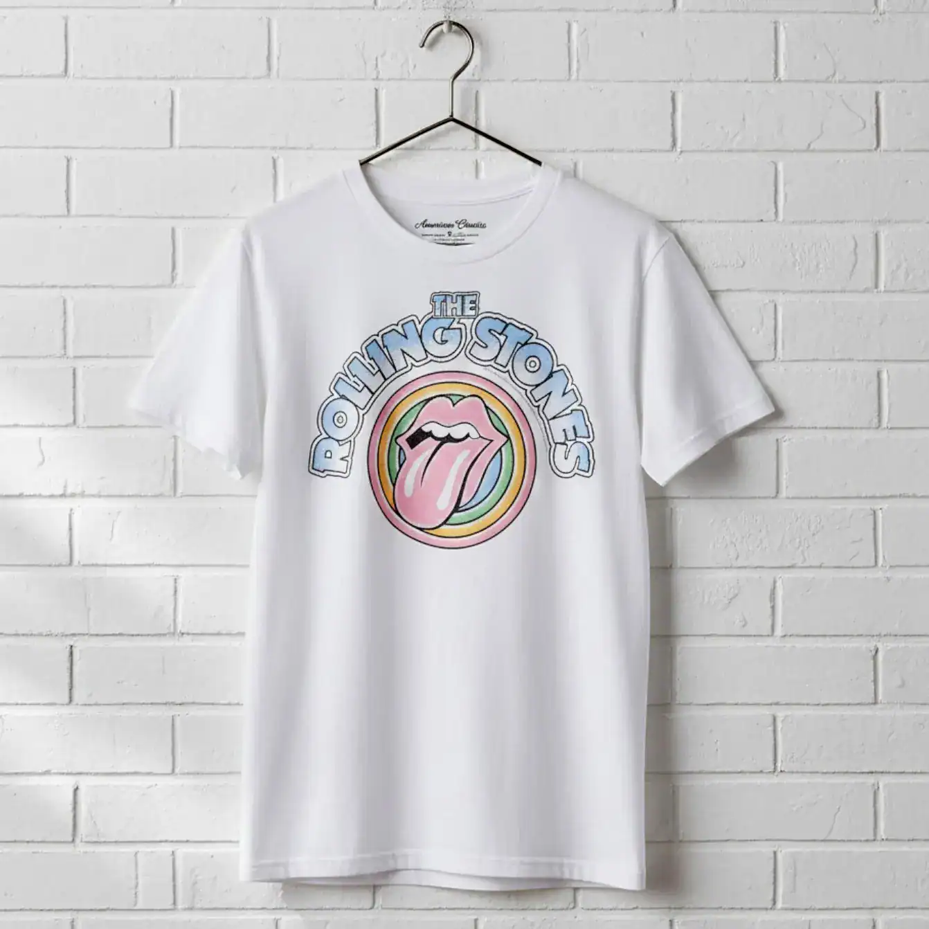 Rolling Stones Rainbow Lips Men's T Shirt wall