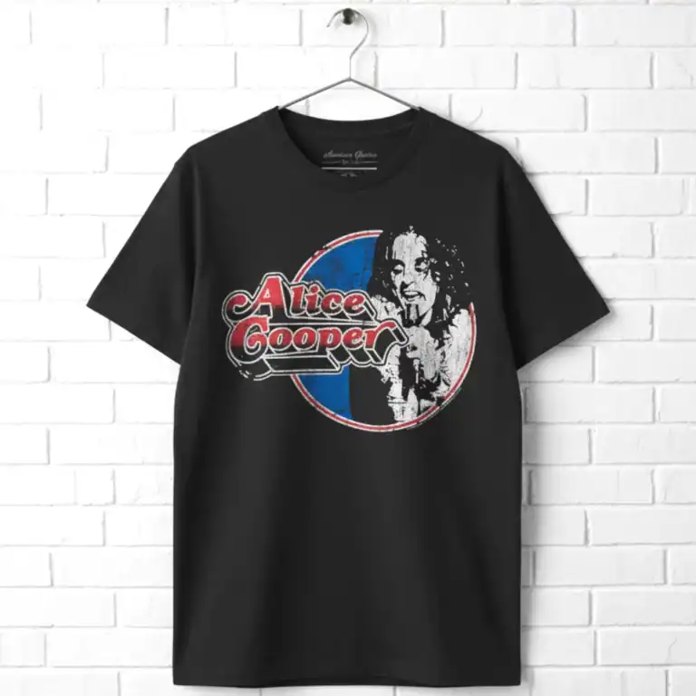 Retro Alice Cooper men's T shirt with vintage band logo design. Perfect for rock music fans and conc.