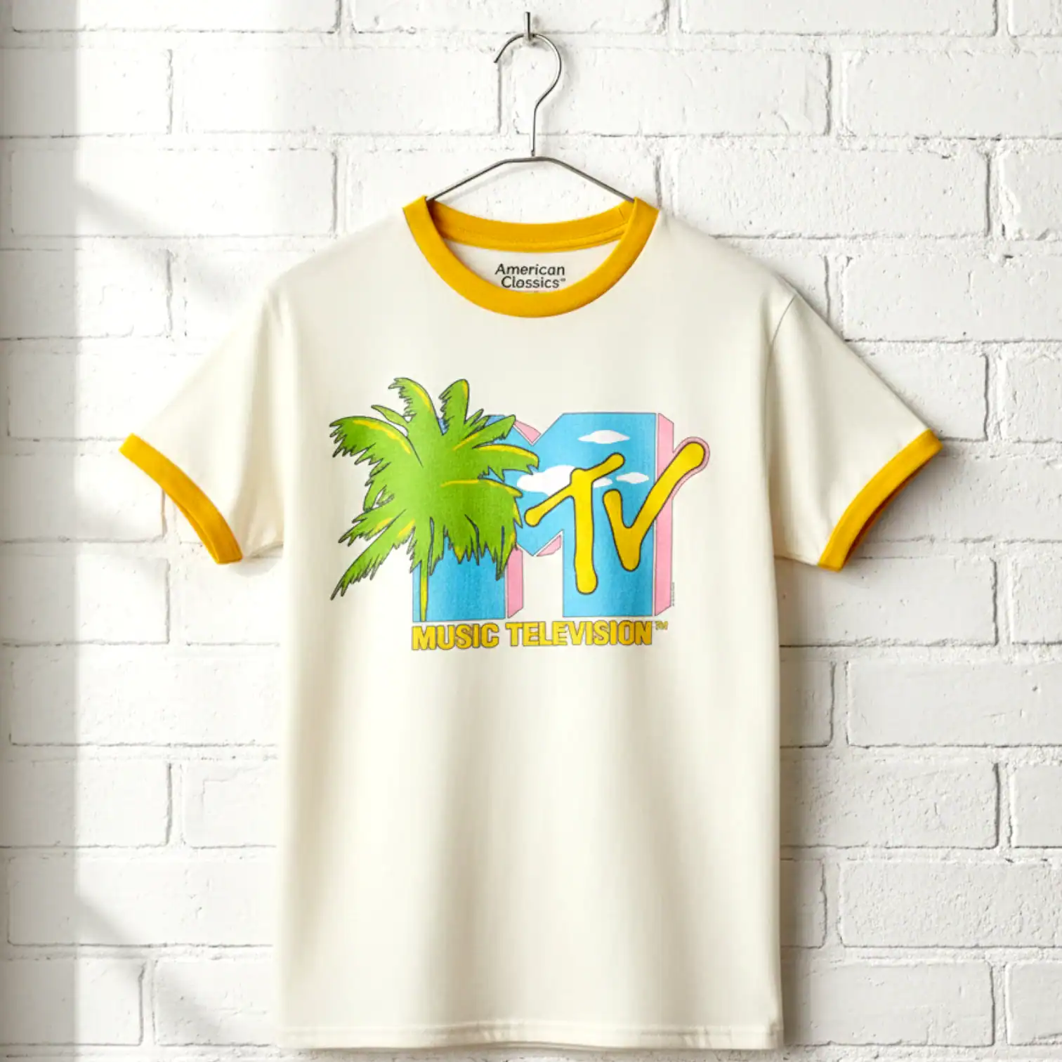 MTV Summer Breeze Logo Ringer T Shirt